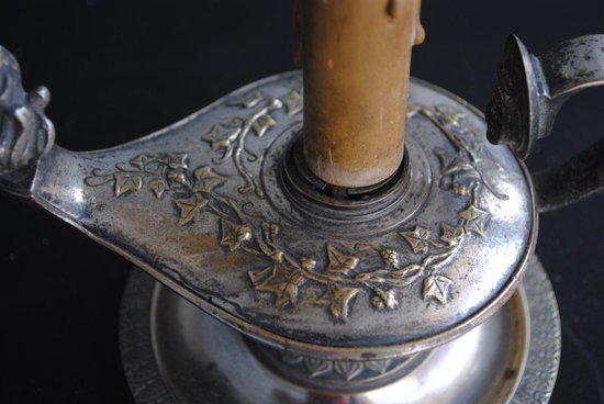 Lampada da borsa dell'acqua calda in stile impero XIX secolo in metallo argentato