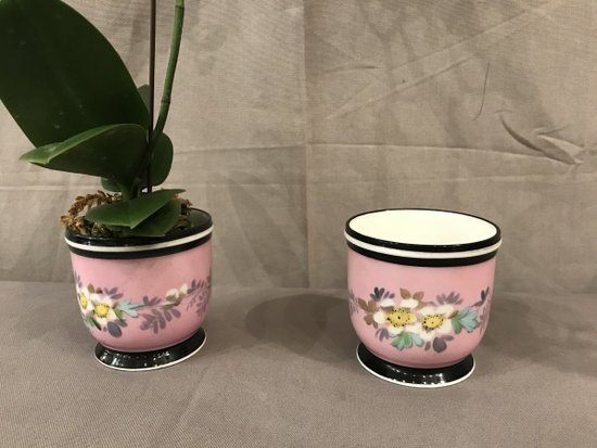 Paire De Mini  Cache-Pots En Porcelaine D’époque 19ème