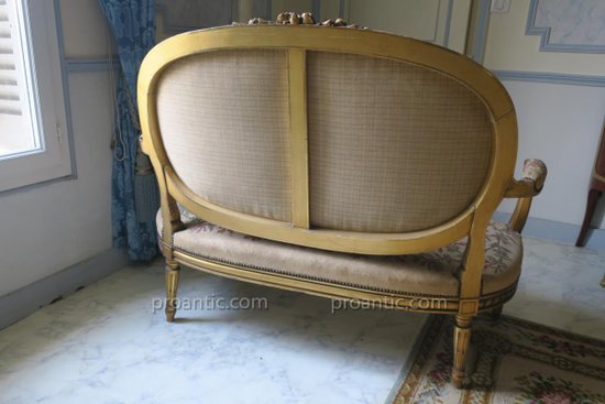 Salon En Bois Sculpté Et Doré De Style Louis XVI Napoléon III