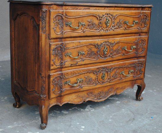 Commode Arbalète Provençale Noyer époque XVIIIème