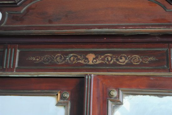 Mobiletto in stile Luigi XVI in mogano e ottone, fine Ottocento