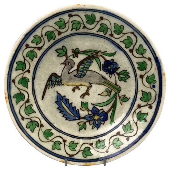 Un musée de qualité fin 17ème/début 18ème. Plaque d'Iznik. Numéro d'accès au musée. P2