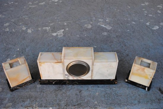 Pendulum Art Deco Onyx And Portor Marble With Fish 1930