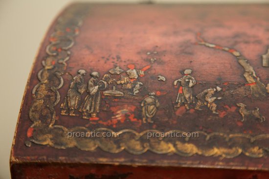 18th century Perruque box