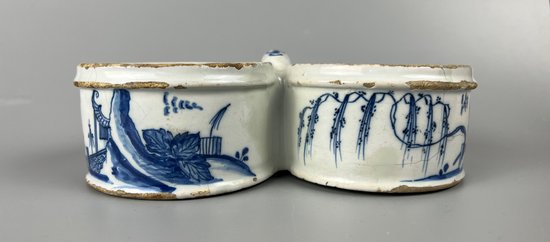 A rare mid 18thc Worcester "Gazebo" pattern coffee cup c1755-9
