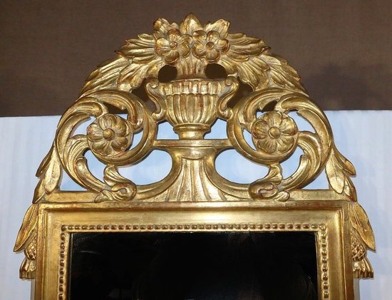 Goldener Holzspiegel im Stil Louis XVI - Anfang des 20. Jahrhunderts