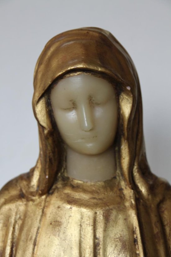 Buste De Vierge En Platre Doré Et Cire