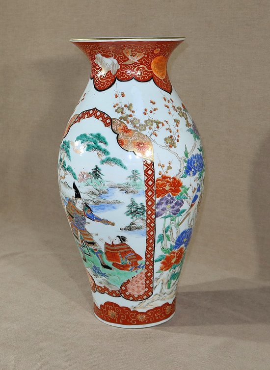 Grande vaso in porcellana giapponese - Fine del XIX secolo