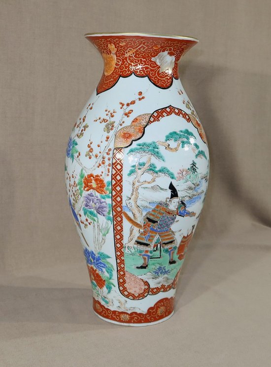 Grande vaso in porcellana giapponese - Fine del XIX secolo