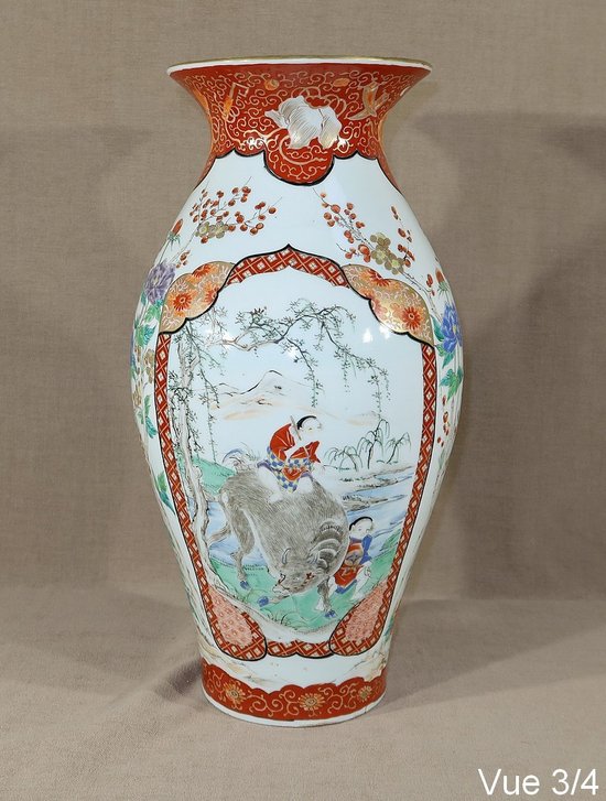 Grande vaso in porcellana giapponese - Fine del XIX secolo