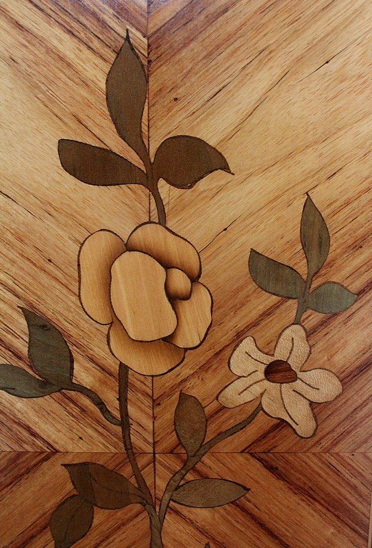Piccolo mobile da signora, in palissandro e bois de rose, stile transitorio Luigi XV / Luigi XVI - seconda parte del XIX secolo