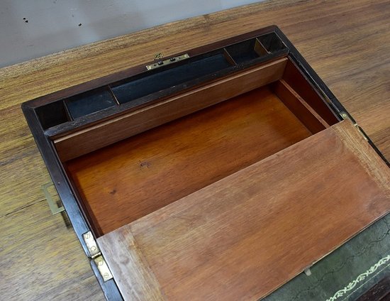 Large Rosewood Travel Writing Case - Late 19th century