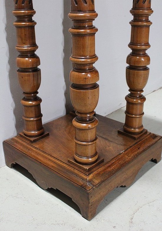 Sellette in Walnut, Gothic spirit - End of XIXth century