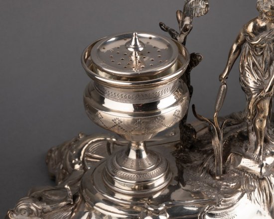 Encrier En Argent Massif Figurant Psyché, XIXe Siècle