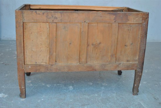 Comò Sauteuse Balestra In Noce Diciottesimo Piano In Marmo