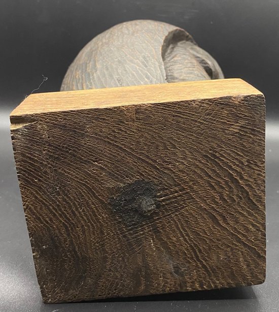 BUSTO IN LEGNO INTAGLIATO 1980