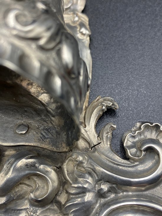 ACQUASANTIERA D'ARGENTO XVII