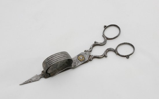 Mouchette en fer forgé  Fin du XVIIIème siècle 