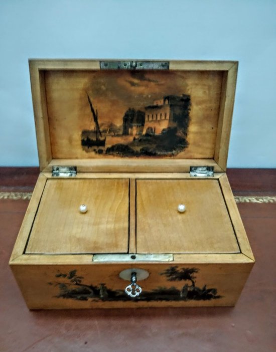 Boîte  thé, tea caddy.