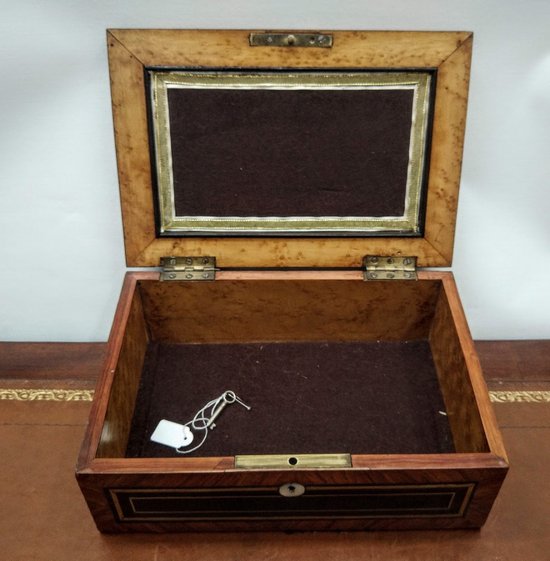 Giroux jewelry box