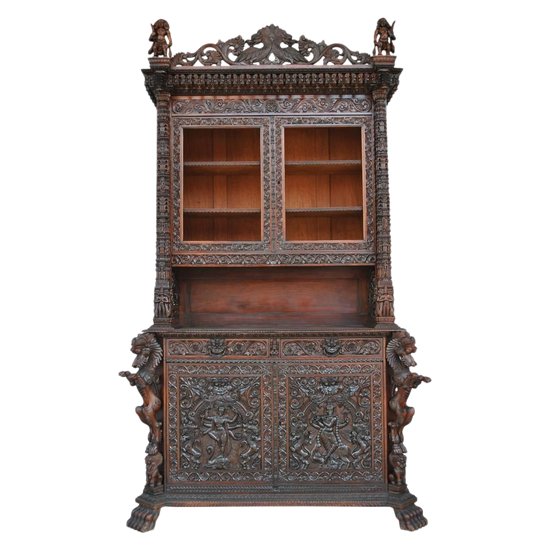 Armoire Des Indes d'époque XIXème Très Richement Sculptée