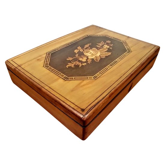 Inlaid box