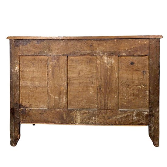 Commode Arbalète Galbée En Noyer époque XVIIIème