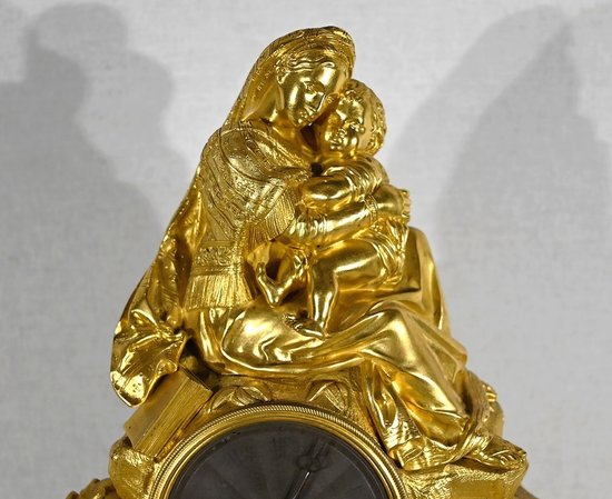 Pendule en Bronze Doré « La Vierge à la Chaise » - 1ère partie XIXe