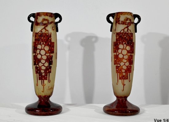 Paar Vasen aus „französischem Glas“, signiert Charder, Art Deco - 1927
