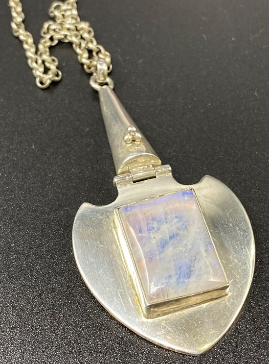 PENDENTE IN ARGENTO E LABRADORITE