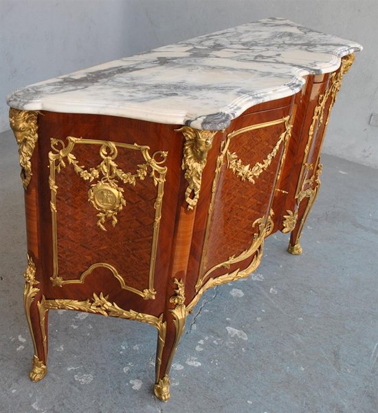 Bahut à Porte Marqueté De Style Transition Bronze Doré