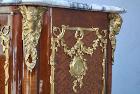 Bahut à Porte Marqueté De Style Transition Bronze Doré