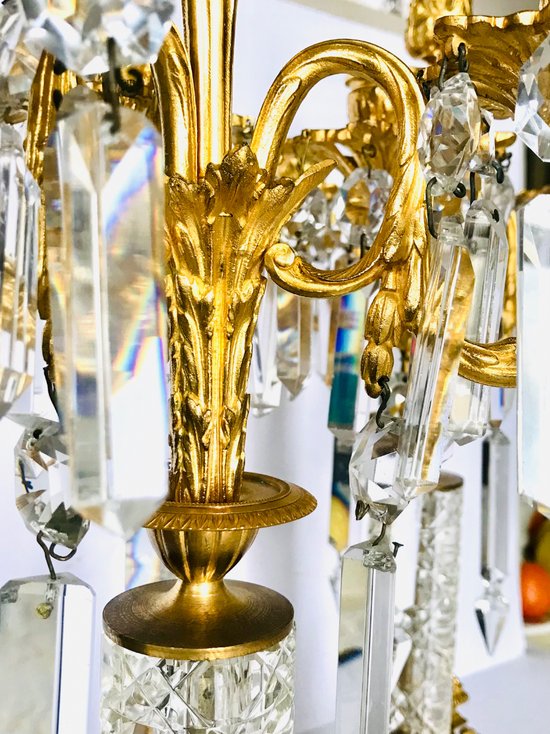 Coppia di candelieri candelabri in bronzo dorato e cristallo XIX