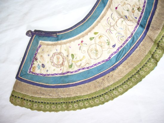 Col brodé, Chine époque 19e siècle, période Qing