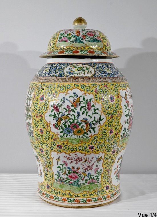 Importante Vaso in Porcellana, Canton - Fine XIX Secolo