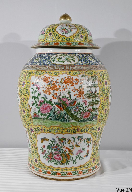 Importante Vaso in Porcellana, Canton - Fine XIX Secolo