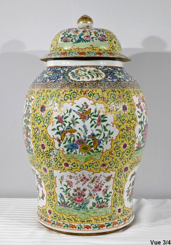 Importante Vaso in Porcellana, Canton - Fine XIX Secolo