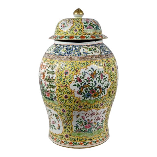 Importante Vaso in Porcellana, Canton - Fine XIX Secolo