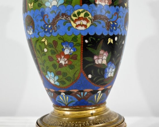 Vaso in Bronzo Dorato e Smalti - Fine XIX Secolo