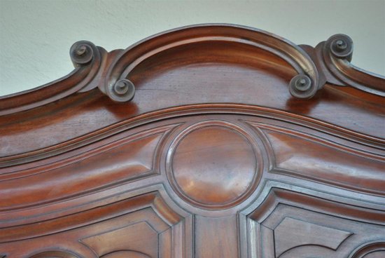 Wardrobe Of Port Louis XV Eighteenth Time In Solid Mahogany