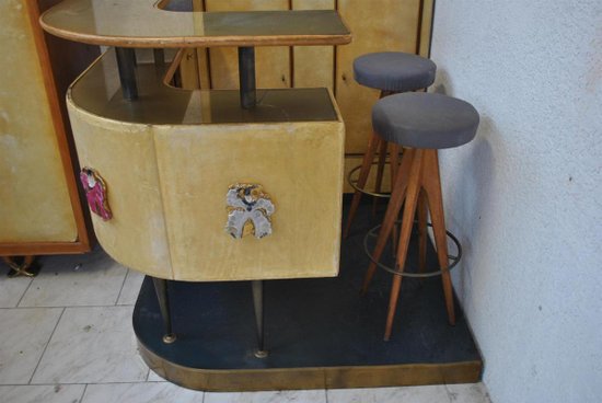 Bar Style 1940 Attribué à Paolo Buffa En Parchemin