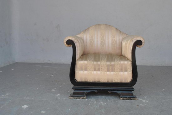 Coppia di poltrone Art Déco in legno annerito e seta