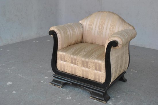 Coppia di poltrone Art Déco in legno annerito e seta