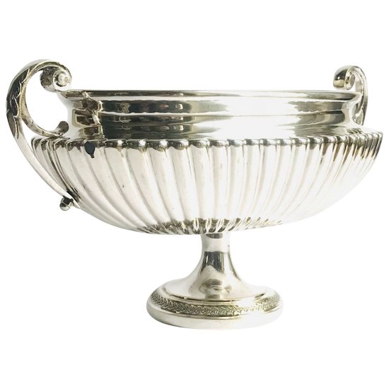 Centre de table coupe en faïence argenté et maillechort XXème