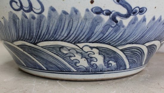 Large Ceramic Vase. Oriental decorations, origin China - XXth
