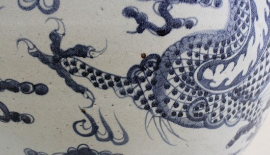 Large Ceramic Vase. Oriental decorations, origin China - XXth