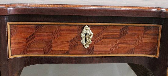Small Lady's Desk, in Amaranth and Violet Wood, Louis XV period - XVIIIth century