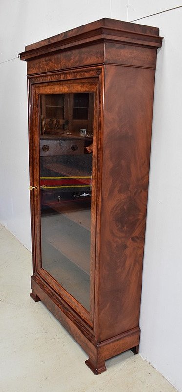 Small Mahogany veneered display case, Restoration period - Mid 19th century