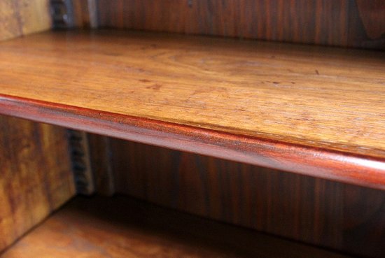 Small Mahogany veneered display case, Restoration period - Mid 19th century