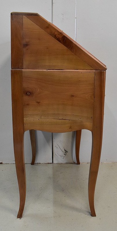 Small sloping desk in cherry wood, Louis XV style - End of XIXth century